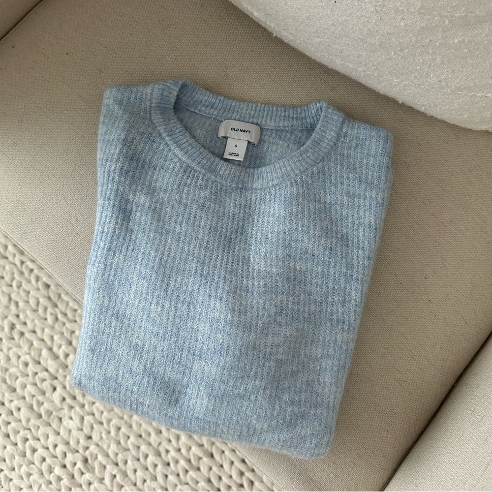 Old Navy Blue Sweater